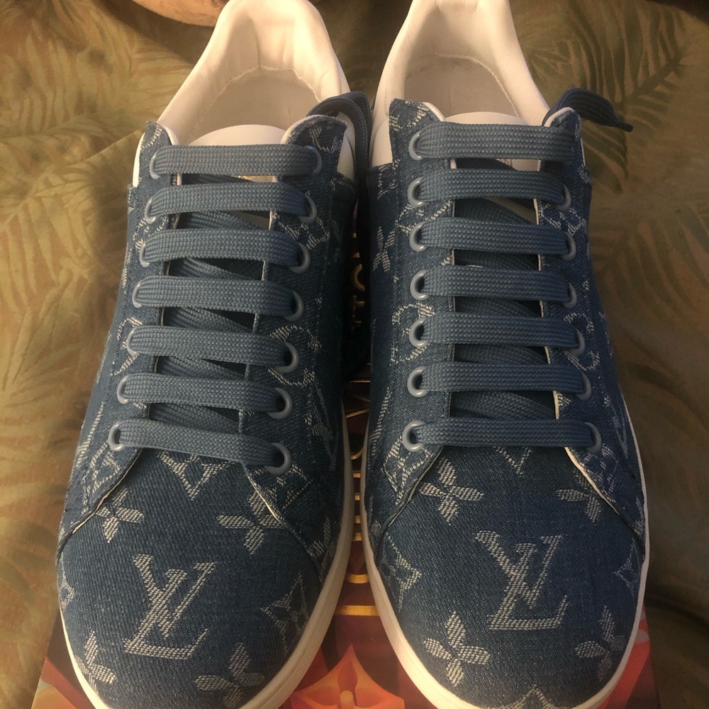 Louis Vuitton Denim Sneakers size 41 EU or Size 8